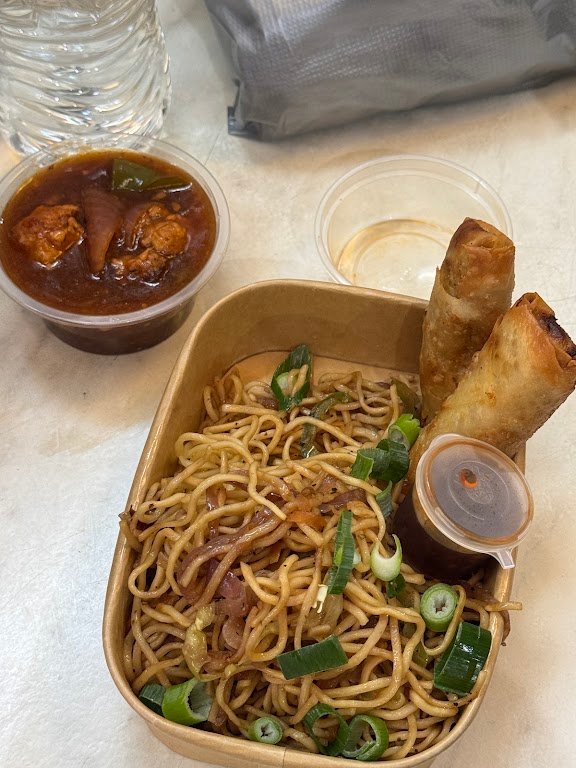 Yummy Punjabi packed Indian takeaway meal